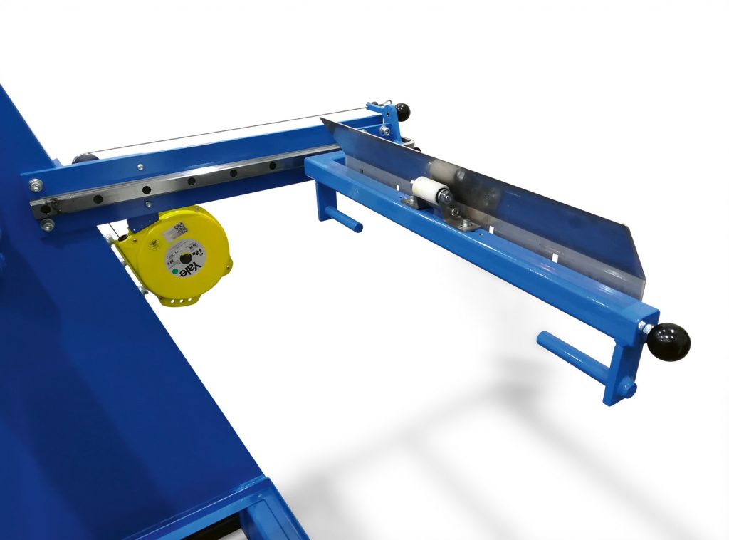 Unwinder for deep drawing press