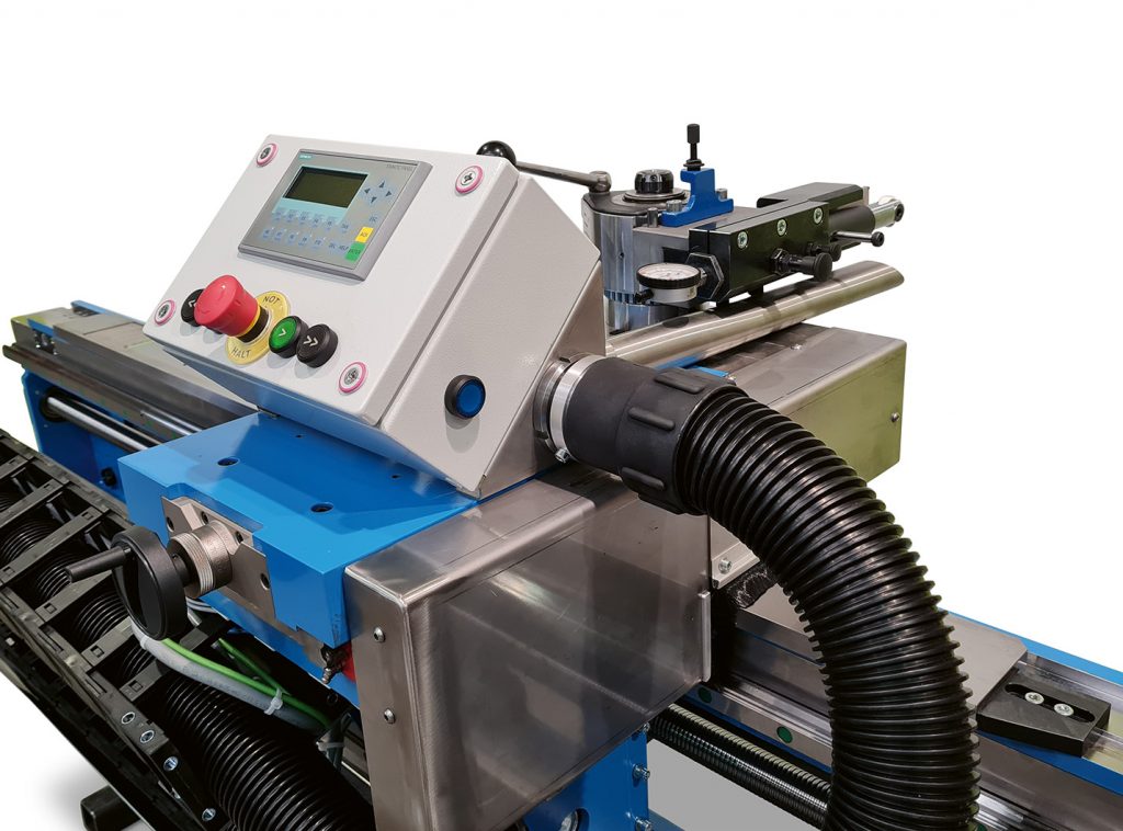 Paper roll turning machine